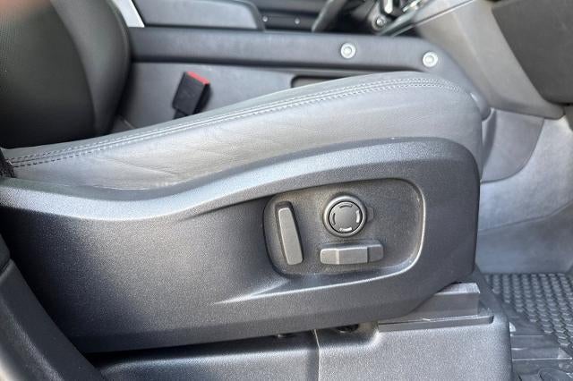 2024 Land Rover Defender V8