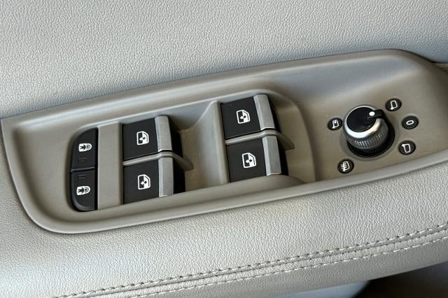 2023 Audi Q7 Premium Plus