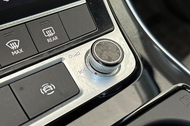 2023 Audi Q7 Premium Plus