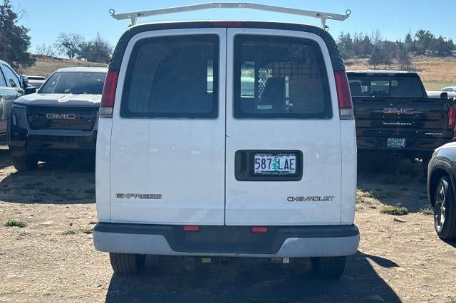 2000 Chevrolet Express Cargo 3500 BASE