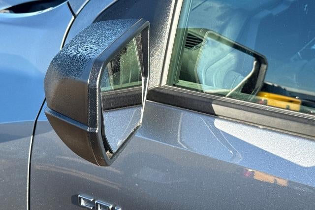 2024 Chevrolet Colorado WT