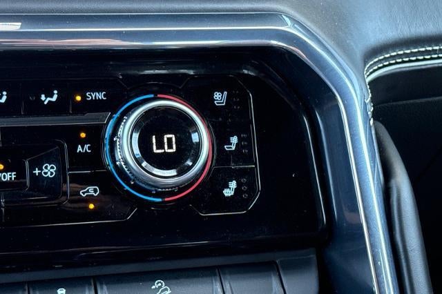 2024 GMC Sierra 3500 HD Denali Ultimate