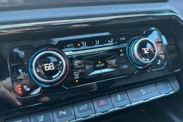 2025 GMC Sierra 2500HD AT4 - Photo 72