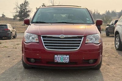 2008 Chrysler Town & Country Touring