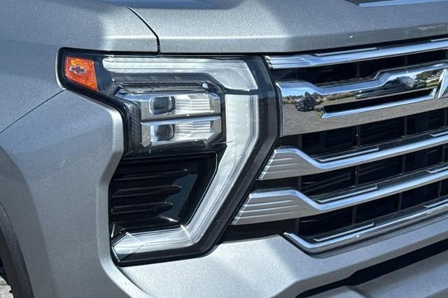 2024 Chevrolet Silverado 3500 HD High Country