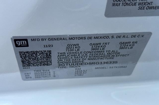 2024 GMC Sierra 1500 SLT