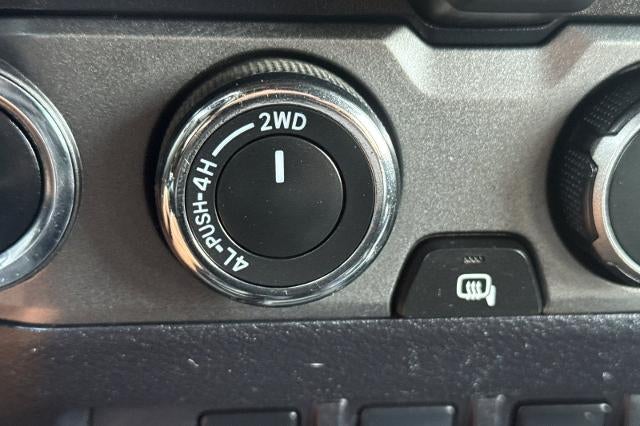 2020 Toyota Tacoma 4WD SR5