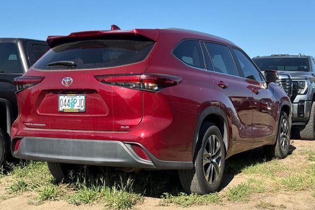 2023 Toyota Highlander L