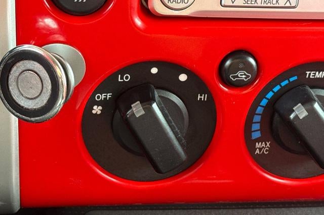 2012 Toyota FJ Cruiser BASE