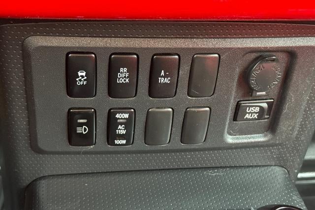 2012 Toyota FJ Cruiser BASE