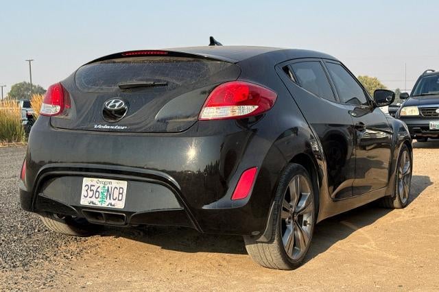 2013 Hyundai Veloster w/Gray Int