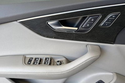 2023 Audi Q7 Premium Plus