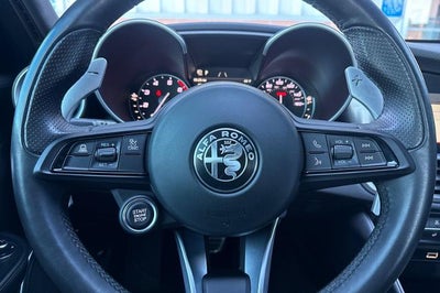2023 Alfa Romeo Giulia BASE