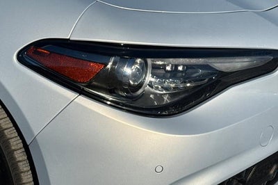 2023 Alfa Romeo Giulia BASE