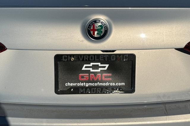 2023 Alfa Romeo Giulia BASE